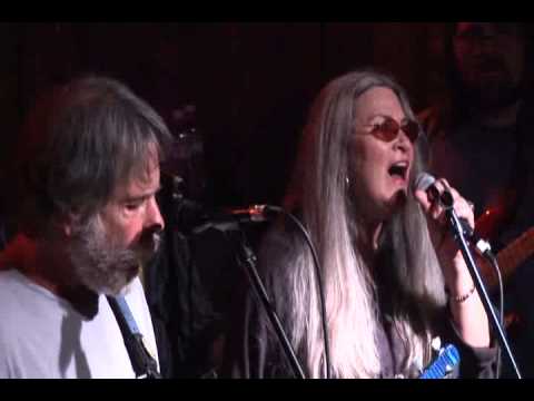 Bob Weir w/Donna Jean & The Tricksters - Bird Song