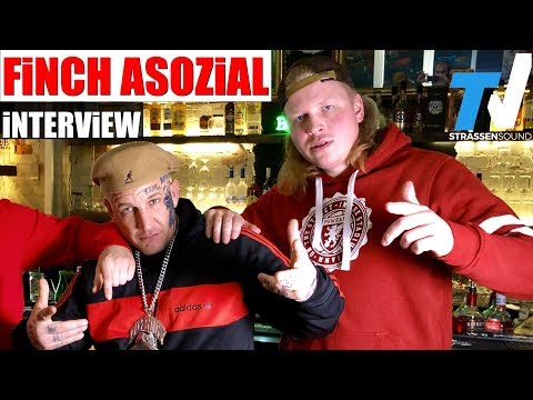 FiNCH ASOZiAL Interview mit MC Bogy - Dorfdisko | TV Strassensound