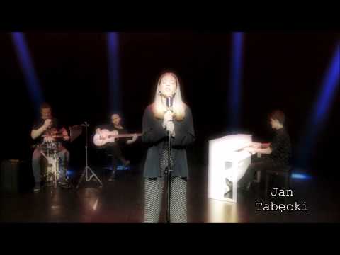 PRO FAN 8 Rihanna Love on the Brain