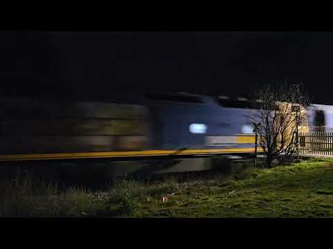 7733V PN empty wheat grain train, Geelong to Dimboola, 0000, 16/8/24, Stawell VIC