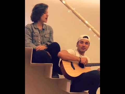 Agustina Palma & Luis Giraldo [de BIA] | AFUERA DEL PLANETA | (Cover) "Manuel Medrano"