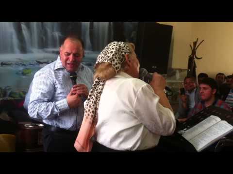 Gabi Lunca la Biserica din Cauasd