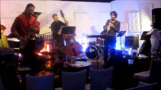 Yiannis Kassetas New York Sessions performing 