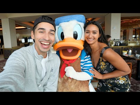 Trying Disney World’s BEST Breakfast With My Sister & House Update!