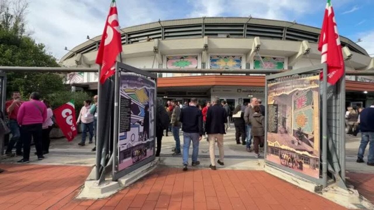 Landini: "Cambiare giorno sciopero? Cambino loro la manovra"