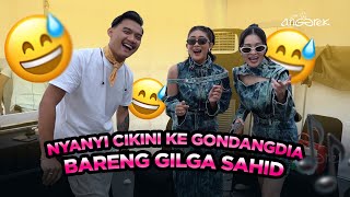 Download lagu The Orchid Duo Challenges Gilga Sahid to Sing 'Cikini Gondangdia' mp3