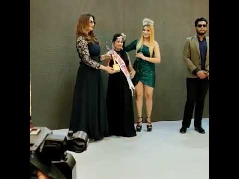 Vijeta sachdeva best Makeup artist Varanasi