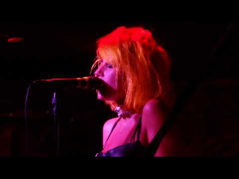 Barb Wire Dolls In Chicago 10-25-2017