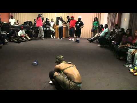 The Doll House mini Ball 2012 Jarrell Miza vs Kxyo 007