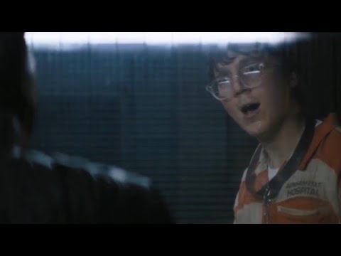 The riddler sings Ave Maria