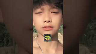 Download lagu Cowok ganteng roti sobek kls 8 mp3