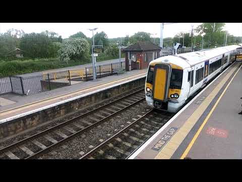 Trains at Thatcham 31 5 21