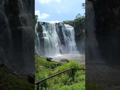 Salto de Corumbá #vlog #cachoeira #goiás #shorts #viagem