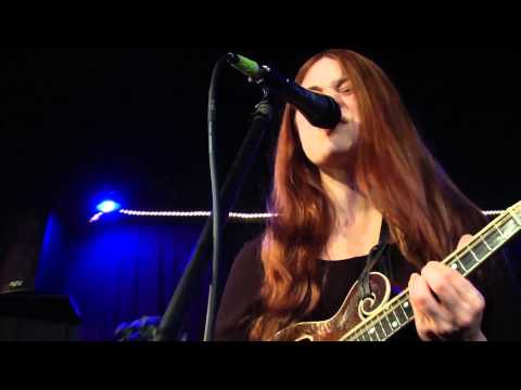 
    The Extended Play Sessions with Larkin Poe
  