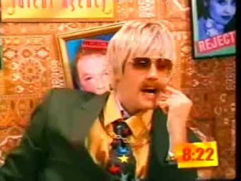 Lisa Scott-Lee (Steps) does a split - The Bungalow