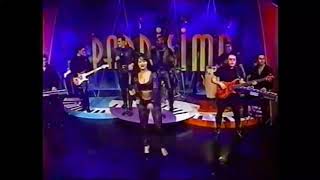 Fotos y recuerdos❤ (lyrics English and Spanish)-Selena Quintanilla