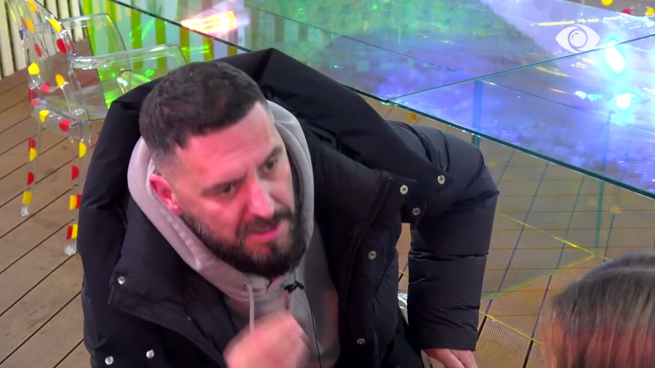 Them inshallah vajza ime bëhet si Selin/ Vijon diskutimi Miri-Juela