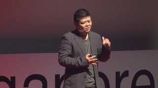 How I teach photography to the visually impaired | Bob Lee | TEDxSingapore