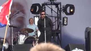 Beady Eye - Soul Love / Second Bite Of The Apple - Glastonbury Festival 2013