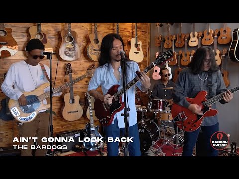 The Bardogs - Ain't Gonna Look Back  ( Live at Canggu Guitar, Tiny Toko )
