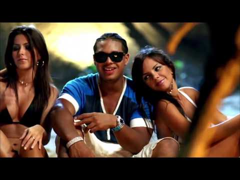 Video thumbnail for Una Vaina Loca (Remix)