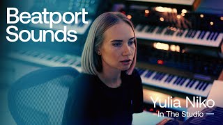 Video thumbnail for Create Mesmerizing Vocal House Grooves with 'Melodic Minimal' Pack - Yulia Niko on Beatport Sounds by Loopcloud