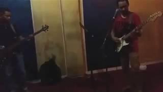 Download lagu Andi rif jangan sakiti hatinya cover by Tum band mp3
