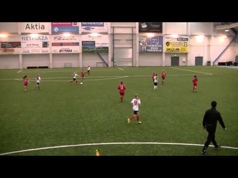 OGC 2015, E11: Pallokissat (valk) - ONS (pun)