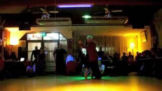 Osvaldo y Coca Cartery & Jorge García y la Turca bailando milonga en Milonga 10
