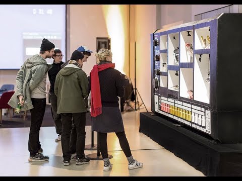 SLIKK Showacts - Sonic Robots MR-808 Interactive