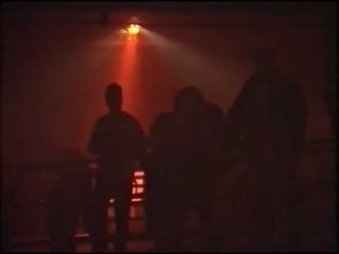Technoparty aus dem Tor 3 in Düsseldorf aus dem Jahre 1997 Live