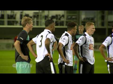 Jong PSV verliest in Engeland