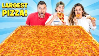 We ATE the World&#39;s LARGEST PIZZA!