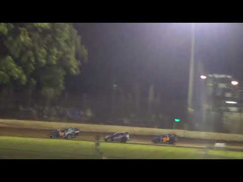 Modlites feature race part 2 Kingaroy speedway 23/1/22