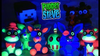 Five Nights at Freddy's Funko BlackLight Fnaf Plush Pop Unboxing Foxy Cupcake Exclusive