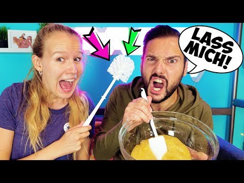 ABLENKEN bei SLIME CHALLENGE Kathi vs Kaan Wer mischt Slime ohne sich aus der Ruhe bringen zu lassen