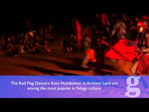 Red Flag Dancers draw crowds to Garma bunggul dance – video