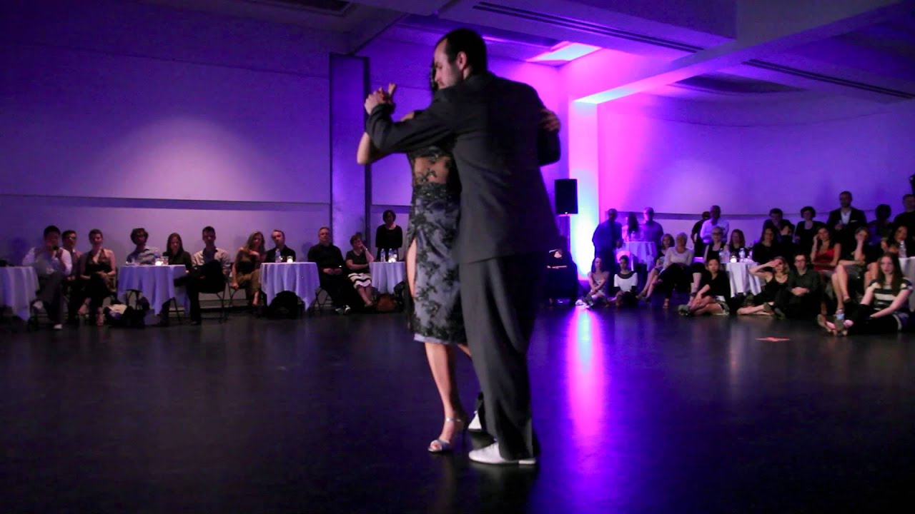 Pablo Rodriguez et Mariana Dragone, "Milonguero viejo" (tango).