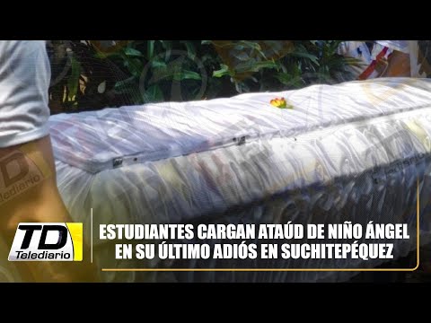 Estudiantes cargan ataúd de niño Ángel en su último adiós en Suchitepéquez
