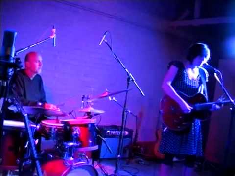 LUCIE THORNE - Home Sized Town with Hamish Stuart (live)