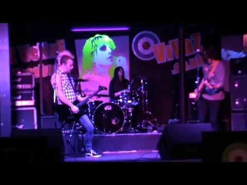 organized k-hos live at Viva's.