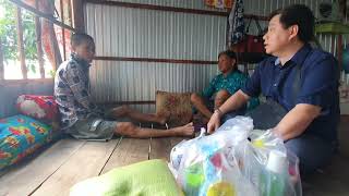 [No. 14(2025)] A journey of walking and rowing a boat to visit Em Gioi (43 years old) who is seri...