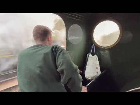 Peckett & Sons No 2147 Uskmouth 1 Hauls Santa Carriage's Up Towards The Chilcompton Summit.