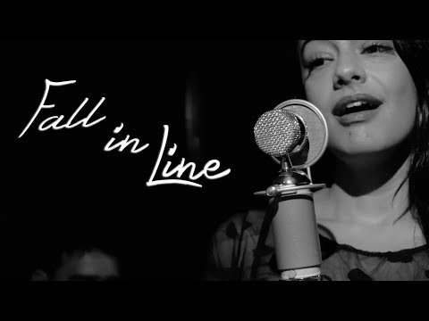 Suzane Marttins - Fall in line (Christina Aguilera ft Demi Lovato cover).