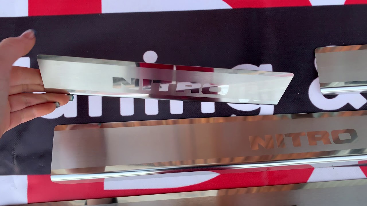 Dodge Nitro 2006-2011 гг. Накладки на пороги Natanko (нержавейка) Video 1