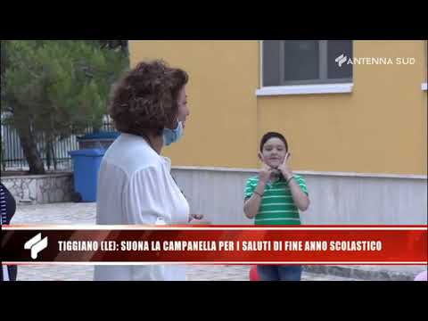 10 giugno 2020 - Tiggiano (LE): suona la campanella per i saluti di fine anno scolastico