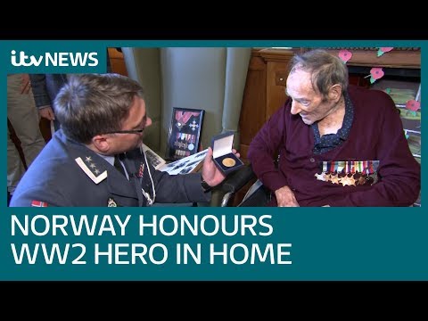 WW2 veteran, 105, honoured by Norway for helping to liberate country from Nazis | ITV News