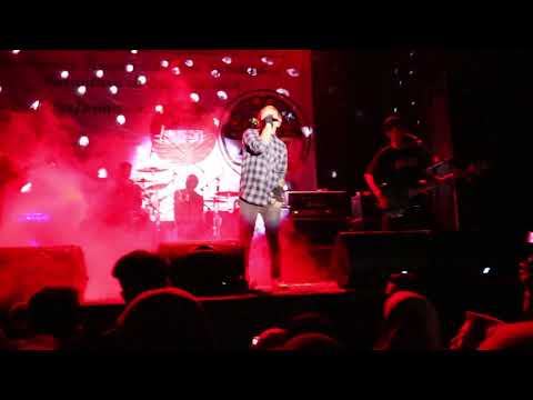 Killing me inside X Joe tirta - Burn (Live Unipa Surabaya)