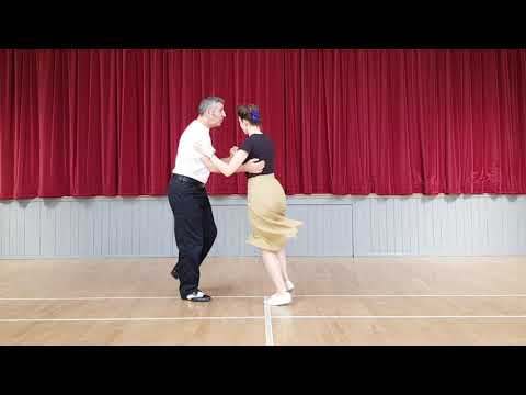 2018-09-20 Simon & Anna Lindy Hop Improvers class review
