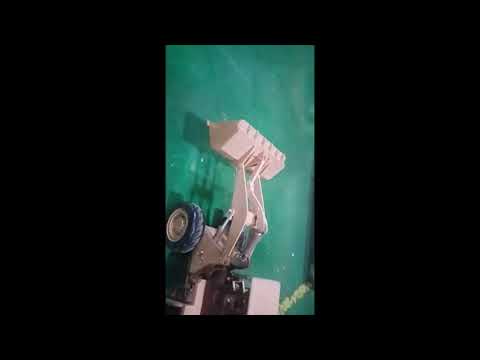 엘리오 불도저 작품